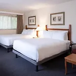 Robin Hood Inn And Suites